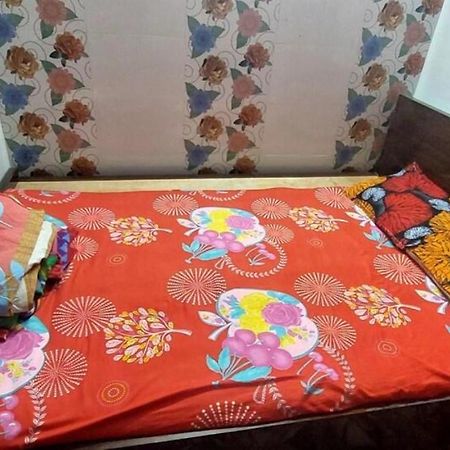 Pratima Guest House , Καλκούτα Εξωτερικό φωτογραφία